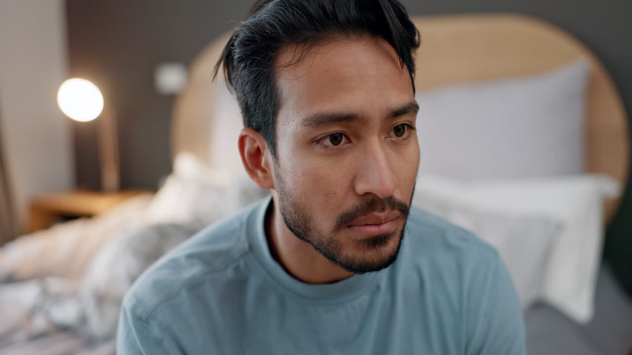 좌절한 남자, 스트레스와 침대에서 논쟁