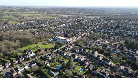 Imágenes-Aéreas-De-Buckhurst-Hill,-Ciudad-De-Essex,-Reino-Unido