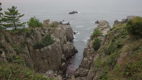 sea of japan, cliffs of fukui prefecture at tojinbo seaside