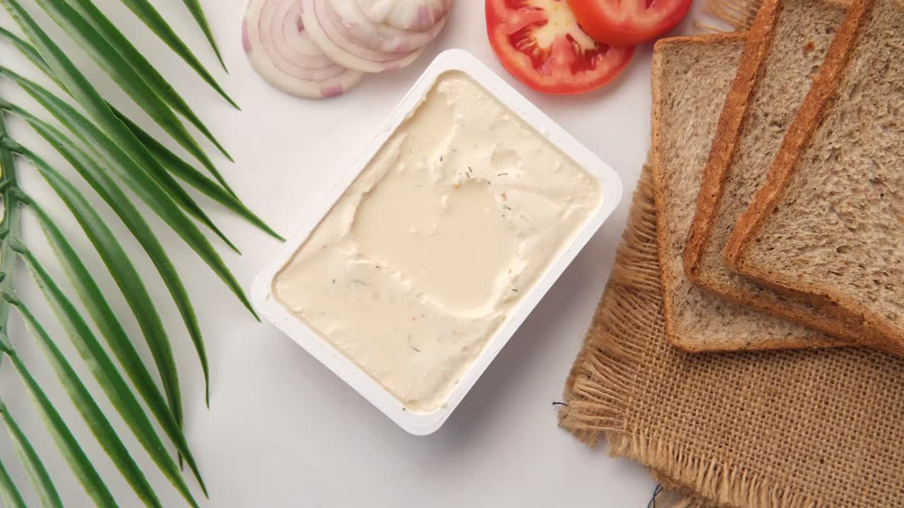 ingredientes para el queso crema y el pan