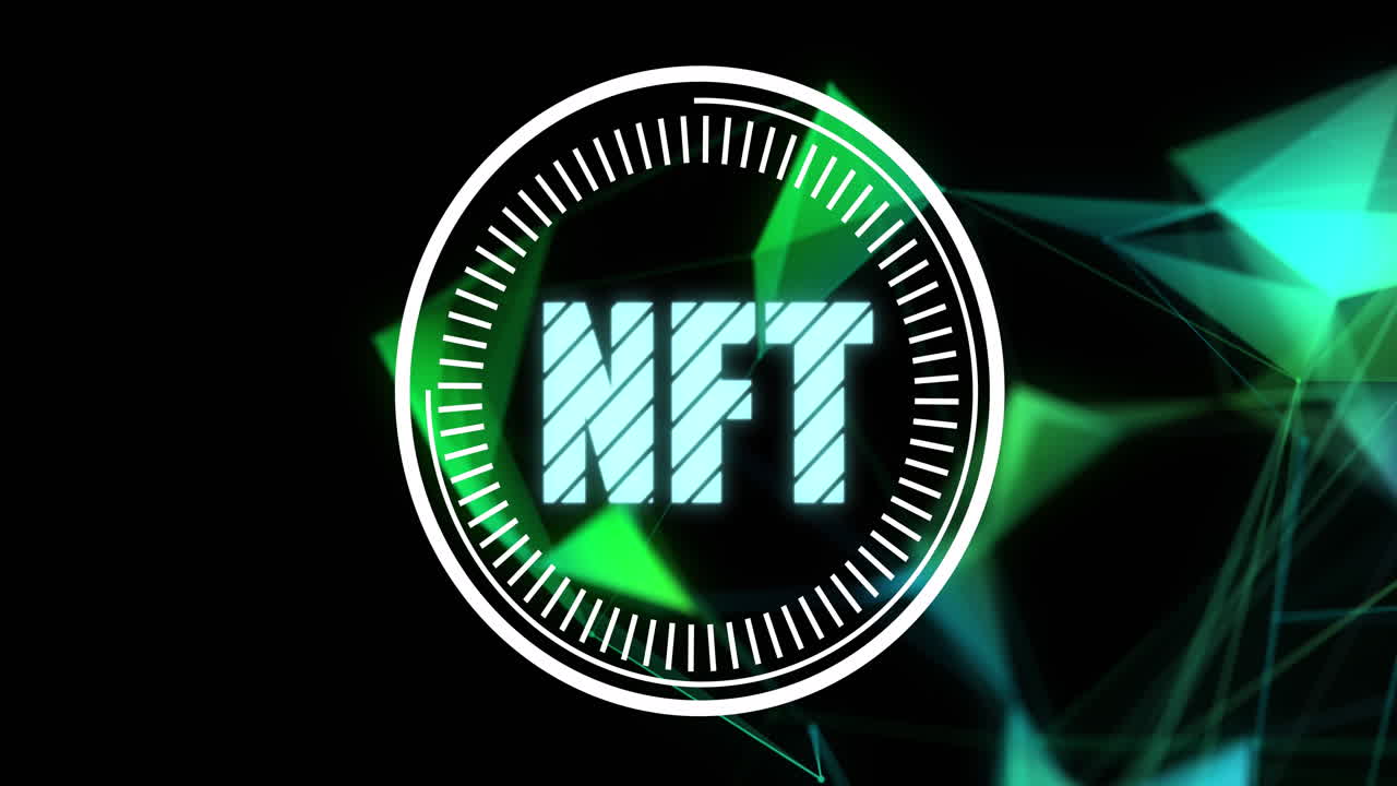 Animazione del testo NFT su scansione di mirino e forme su sfondo nero