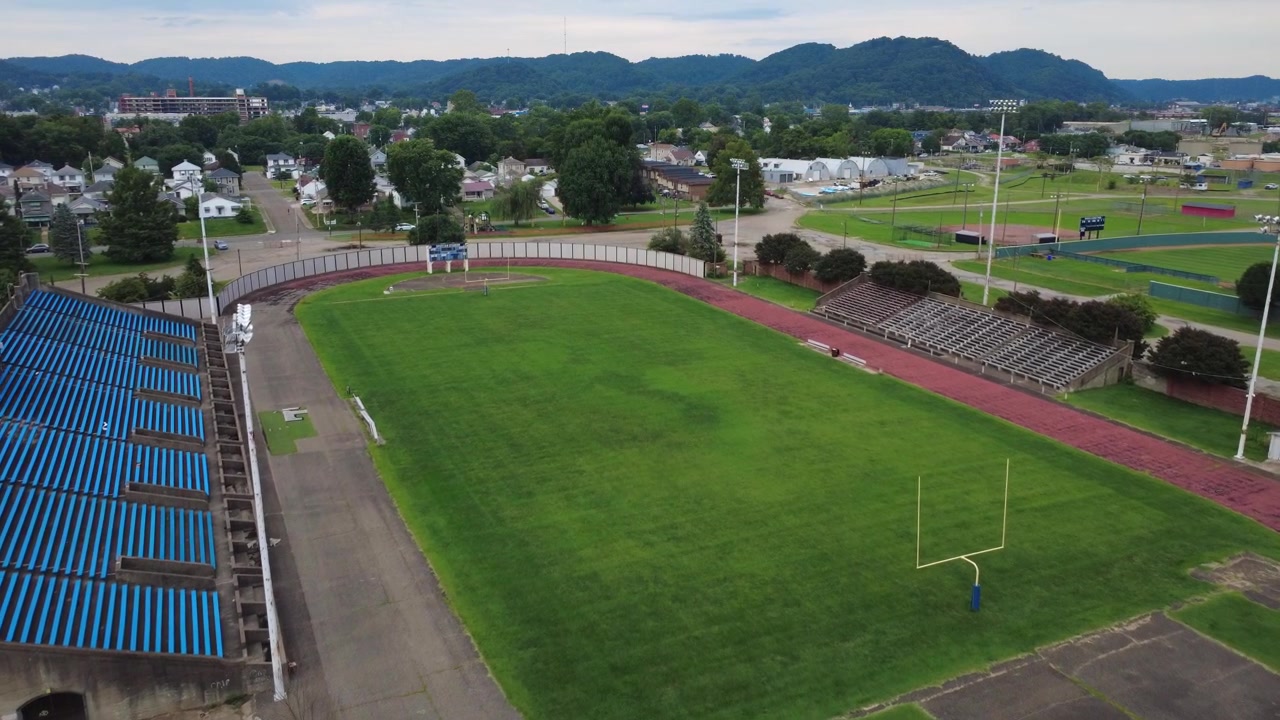 オハイオ州ポーツマスにあるスパルタン・ミュニシパル・スタジアム。オハイオ州初のNFLフットボールチームであり、後にデトロイト・ライオンズとなったポーツマス・スパルタンズの旧本拠地。