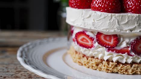 strawberry shortcake cake