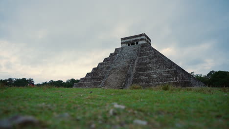 Zeitraffer-An-Einem-Bewölkten-Tag-In-Chichenitza