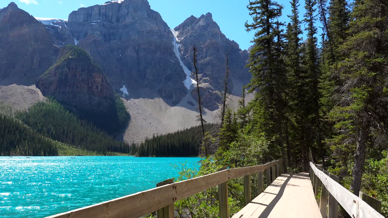 Vista panoramica del lago Moraine