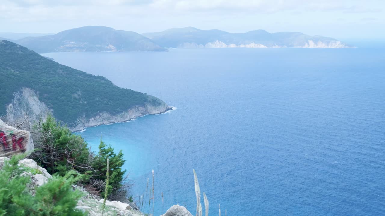 그리스 의 절벽 꼭대기 에서 바가 의 풍경