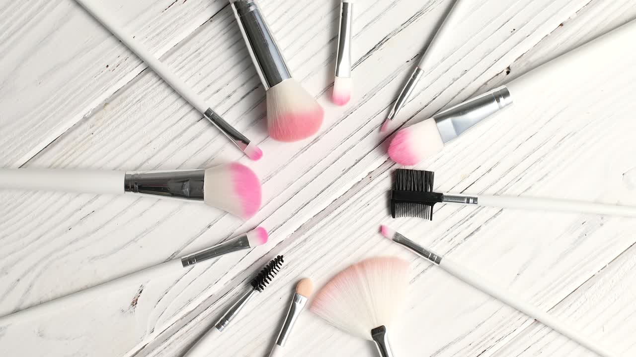 pinceles para maquillaje en circulo