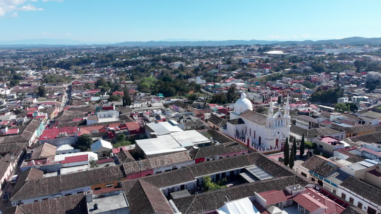 san jose temple mexican chiapas comitan de las flores orbit shot blue sky scenic