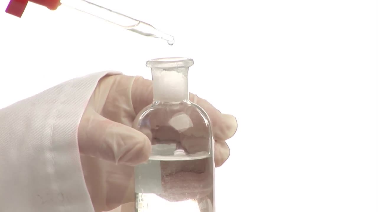 화학물질을 검사하는