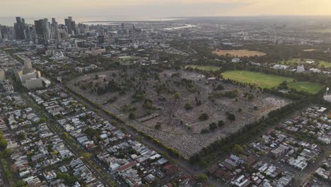 Melbourne-General-Cemetery,-Vorort-Von-Carlton-North,-Australien