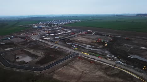 fotografía lenta de un sitio de construcción que desarrolla casas de construcción en escocia