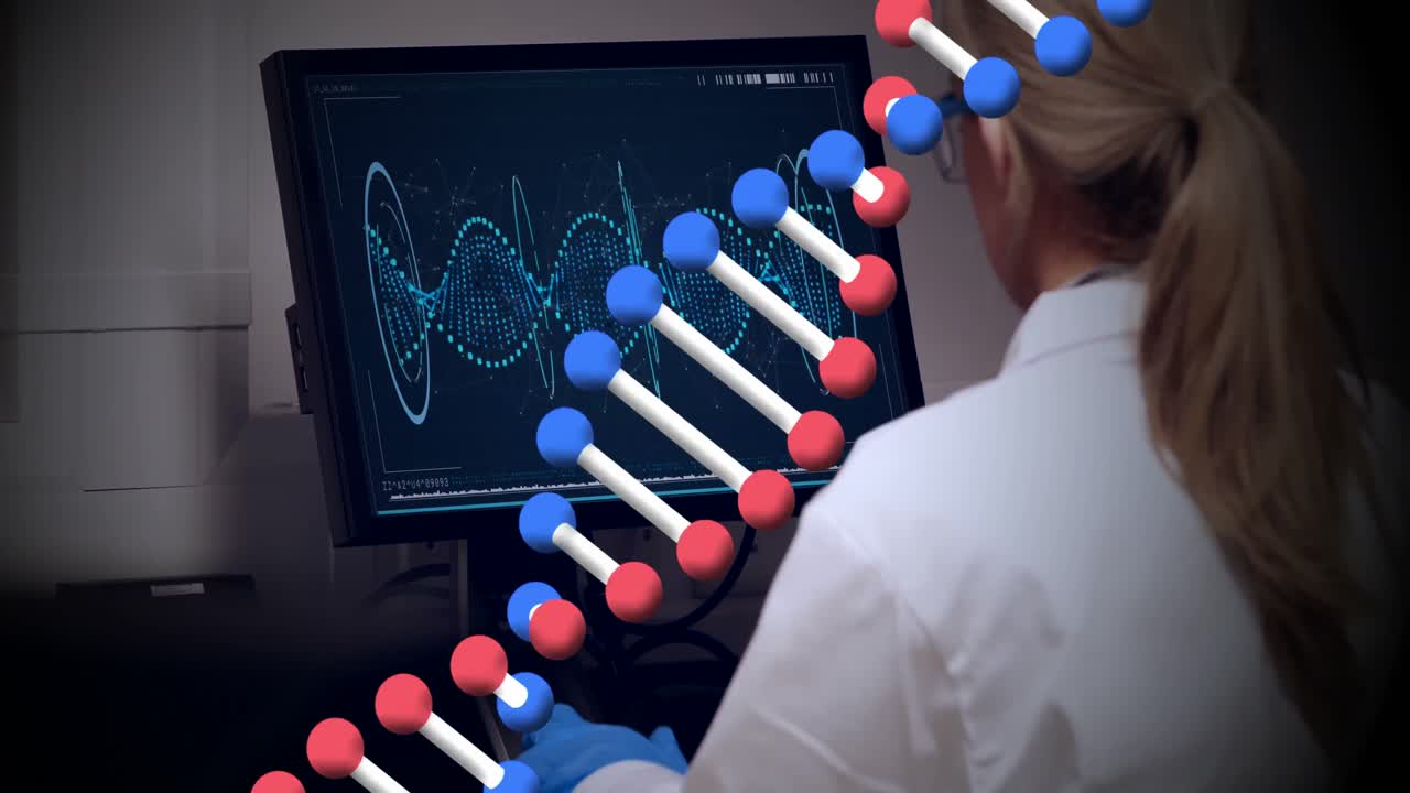 animación de una cadena de adn girando sobre una científica caucásica usando una computadora en un laboratorio