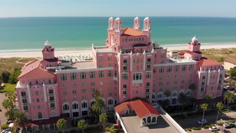 video de dron de 4k del hermoso hotel don cesar en el golfo de méxico en st