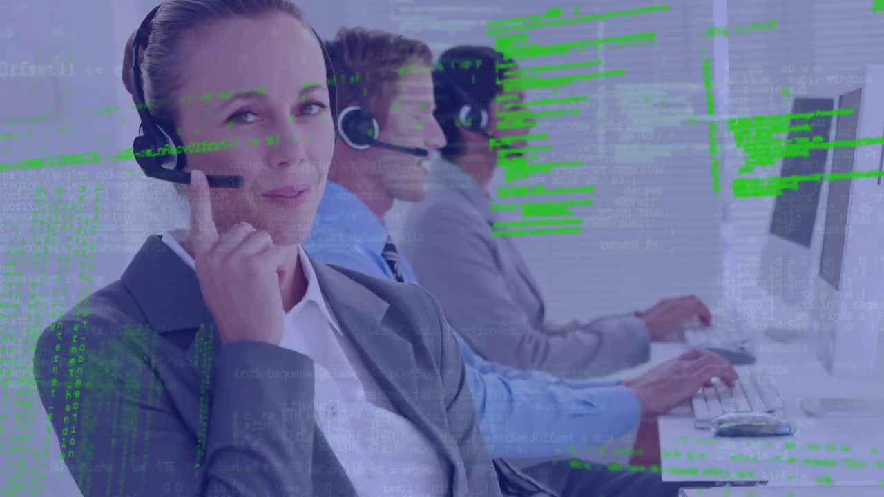 animación del procesamiento de datos sobre diversas personas de negocios que usan auriculares telefónicos