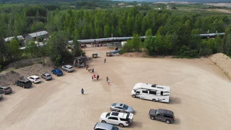 4K-Drohnenvideo-Der-Trans-Alaska-Pipeline-In-Fairbanks,-Ak-Während-Eines-Sonnigen-Sommertages-16