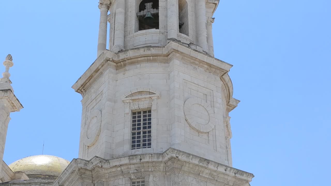 Maravillosa catedral de estilo neoclásico. Ciudad de Cádiz, España, Andalucía