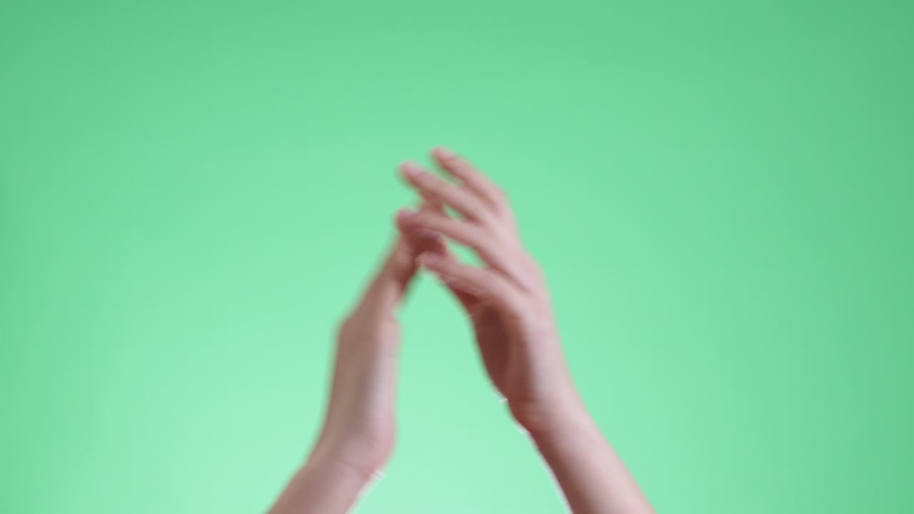 크로마 키 배경에 손