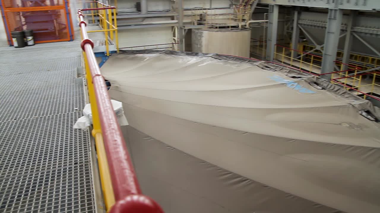 промышленное предприятие с защитными покрытиями