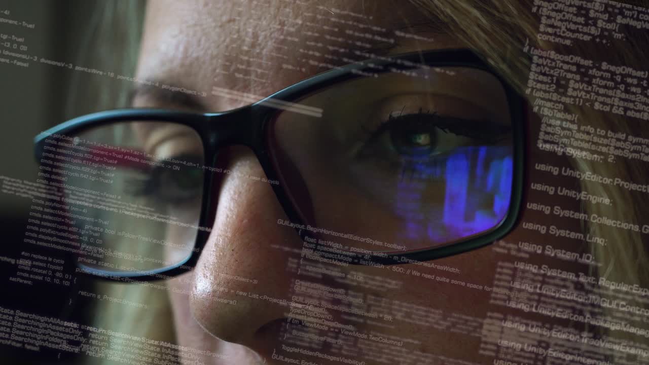 una foto macro de una mujer usando tecnología de innovación futurista.