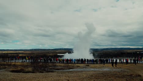 People-Watching-Erupting-Geyser