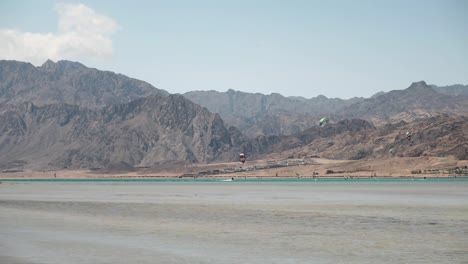 达哈布 (dahab) 是埃及红海的清澈水域