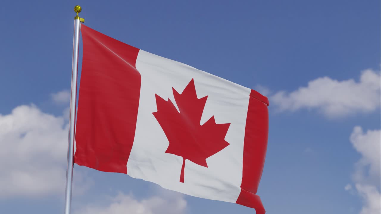 bandera de canadá moviéndose en el viento con un cielo azul claro en el fondo, nubes moviéndose lentamente, asta de la bandera, cámara lenta