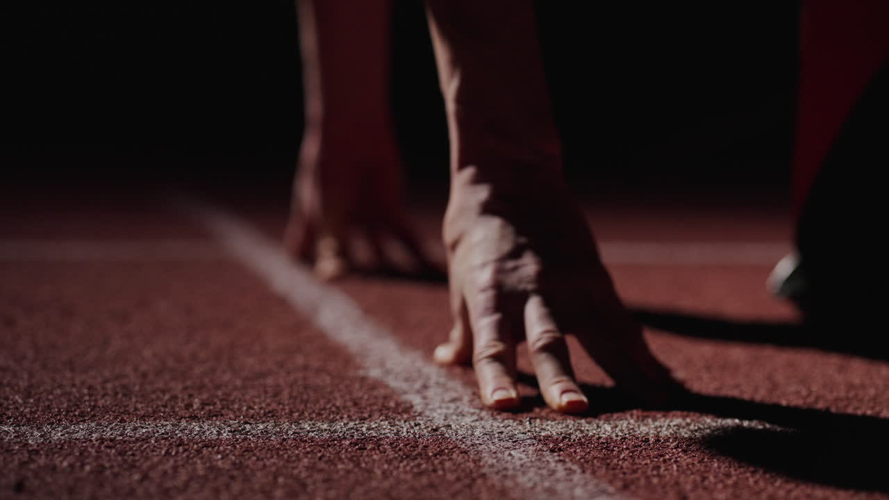 corredor al comienzo de una carrera