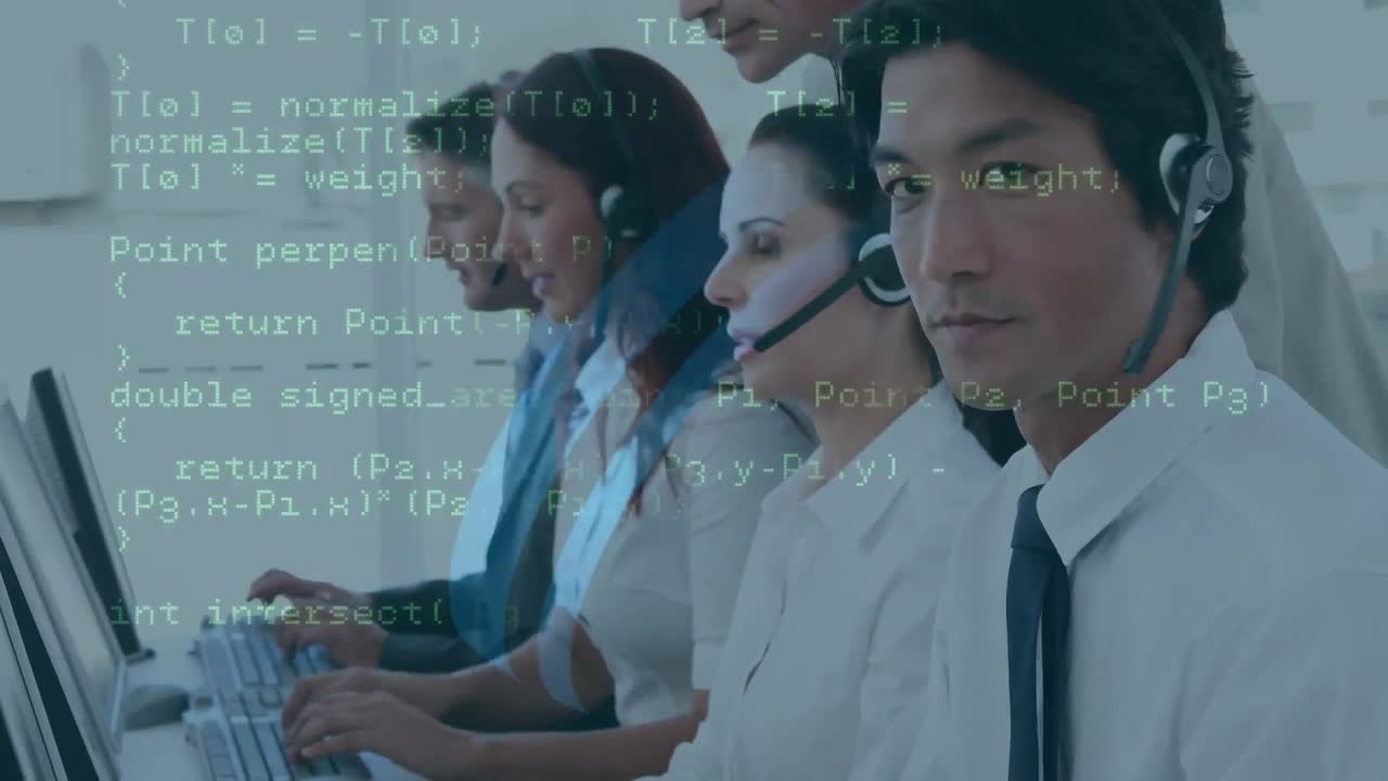 사무실에서 일하는 다양한 고객 서비스 임원들의 팀에서 데이터 처리의 애니메이션.