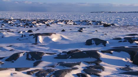 The-frozen-expanse-of-Hudson-Bay-Manitoba-Canada-3