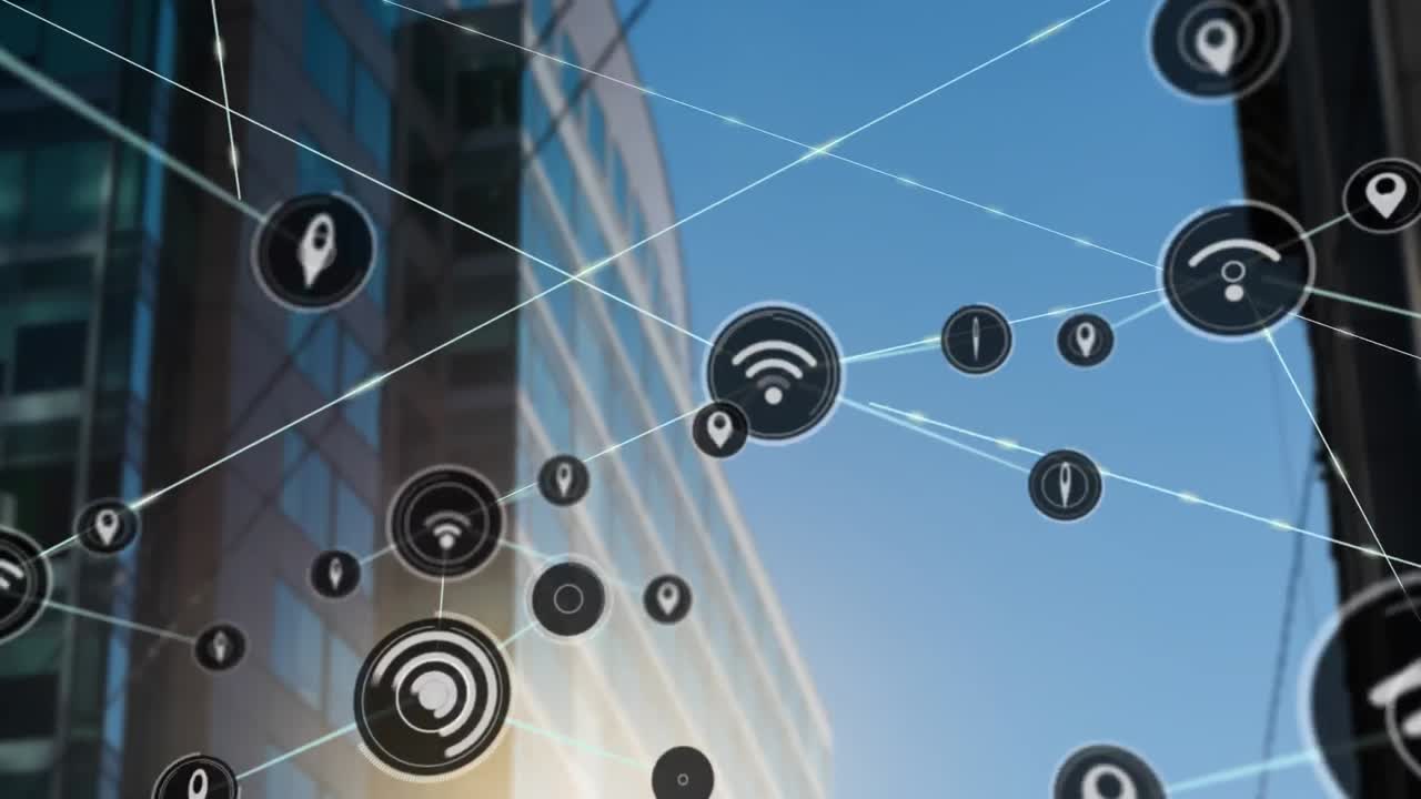animación de la red de conexiones con iconos sobre edificios de oficinas modernos