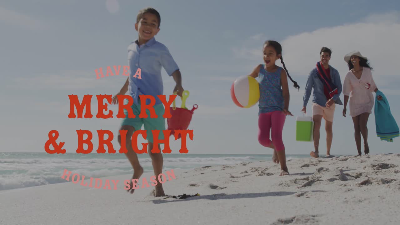 해변에서 아들과 딸과 함께 고위 양성 커플에 대한 크리스마스 축하 문자 애니메이션.