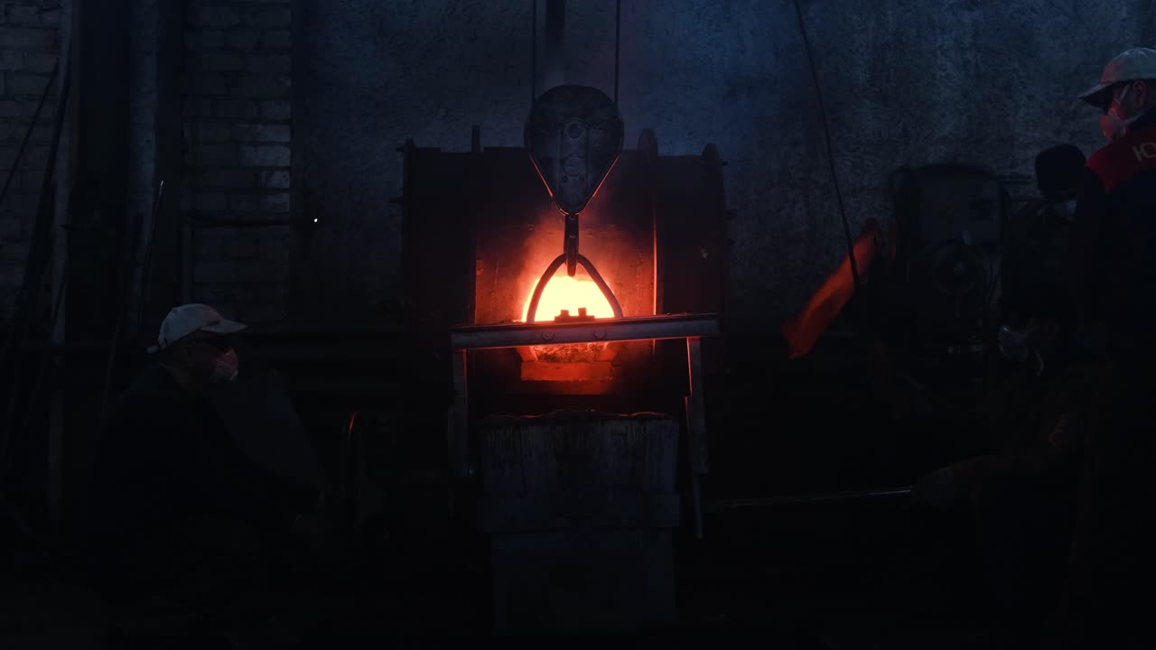 Metal Casting Process in a Foundry