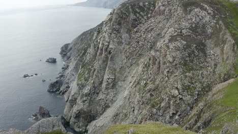 acantilados de slieve league ubicados en co donegal, irlanda