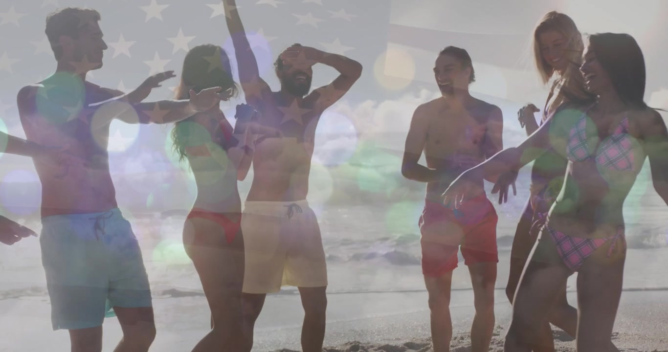 Animazione di una bandiera americana su un gruppo di amici di diversa provenienza etnica in spiaggia