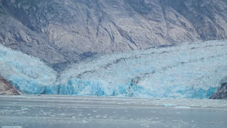 dawes glacier is an active tidewater glacier located at the head of the endicott arm fjord, alaska.