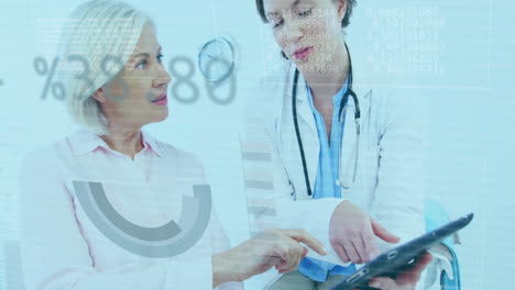 animación de procesamiento de datos y diagramas sobre una doctora caucásica hablando con un paciente