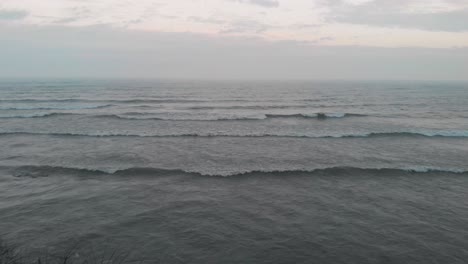 lake ontario coast on a cloudy day in the fall