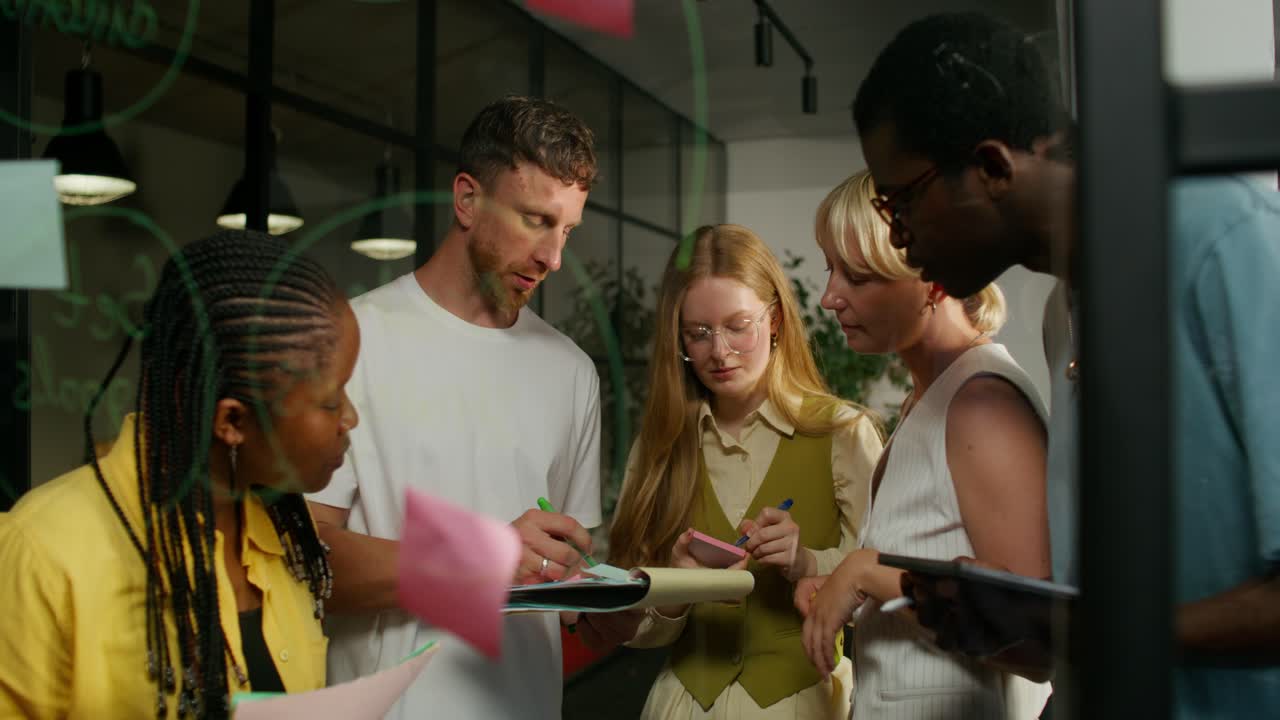 reunión del equipo en curso