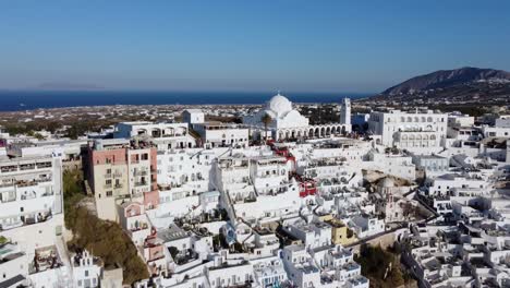 Santorini-Oia-Village-Cliffside-Häuser-Und-Hotels-In-Santorini,-Griechenland