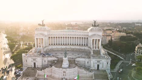 Amazing-Aerial-View-Above-Vittoriano,-Altar-of-the-Fatherland