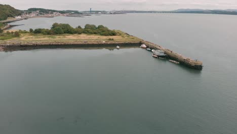 Firth-Of-Adelante,-Volando-Sobre.-Charlestown