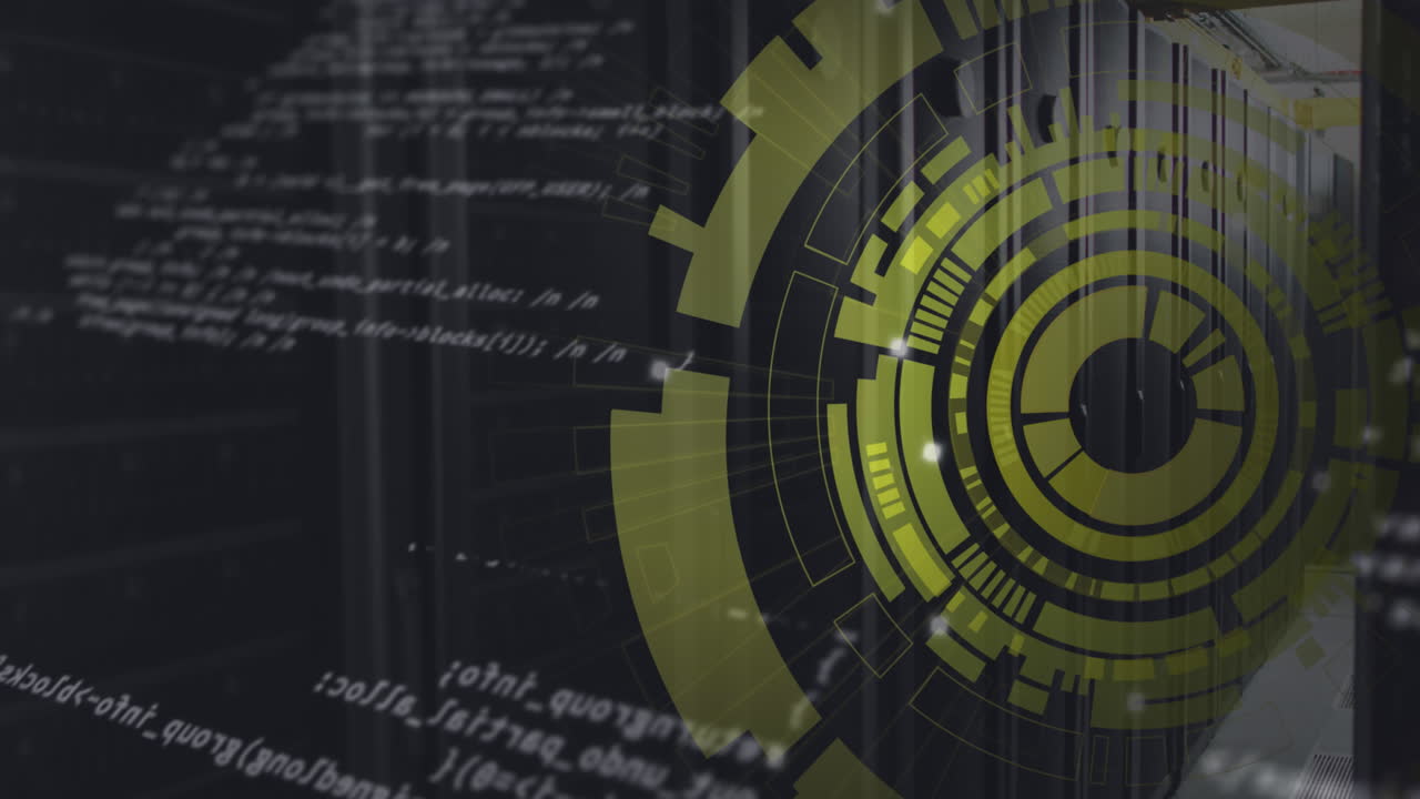 animación del escáner redondo giratorio y procesamiento de datos contra la sala de servidores de computadoras.