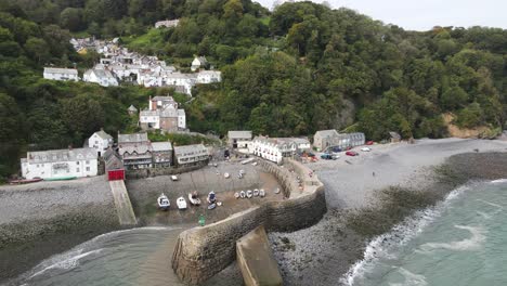 Drone-footage-Clovelly-harbour-village-North-Devon,-England