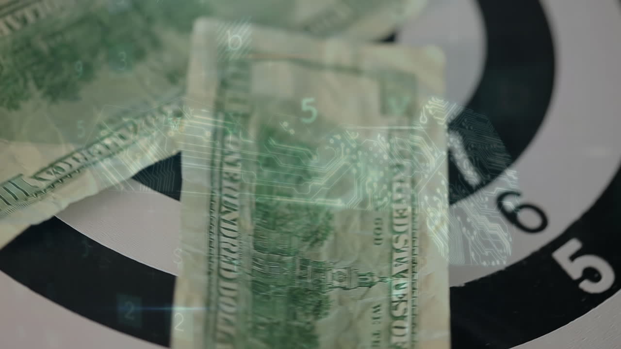 animación del procesamiento de datos en movimiento sobre billetes de banco