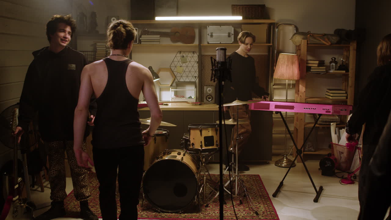 instrumento musical en una habitación