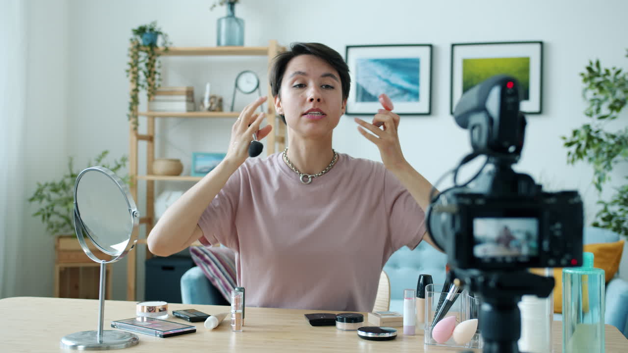 Makeup Tutorial by a Vlogger