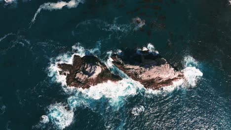 Slow-motion-rock-cliff-coast-seaside-in-California