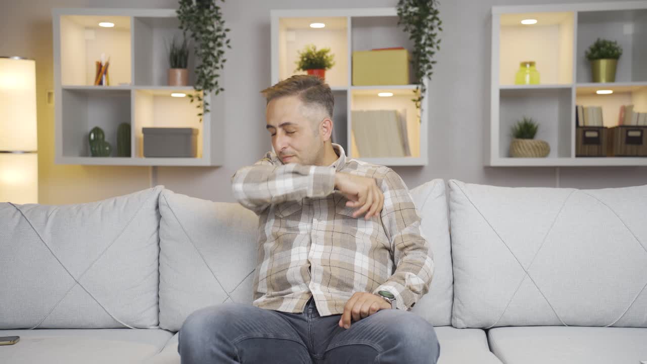 좋은  ⁇ 새를 맡는 사람은 행복합니다.