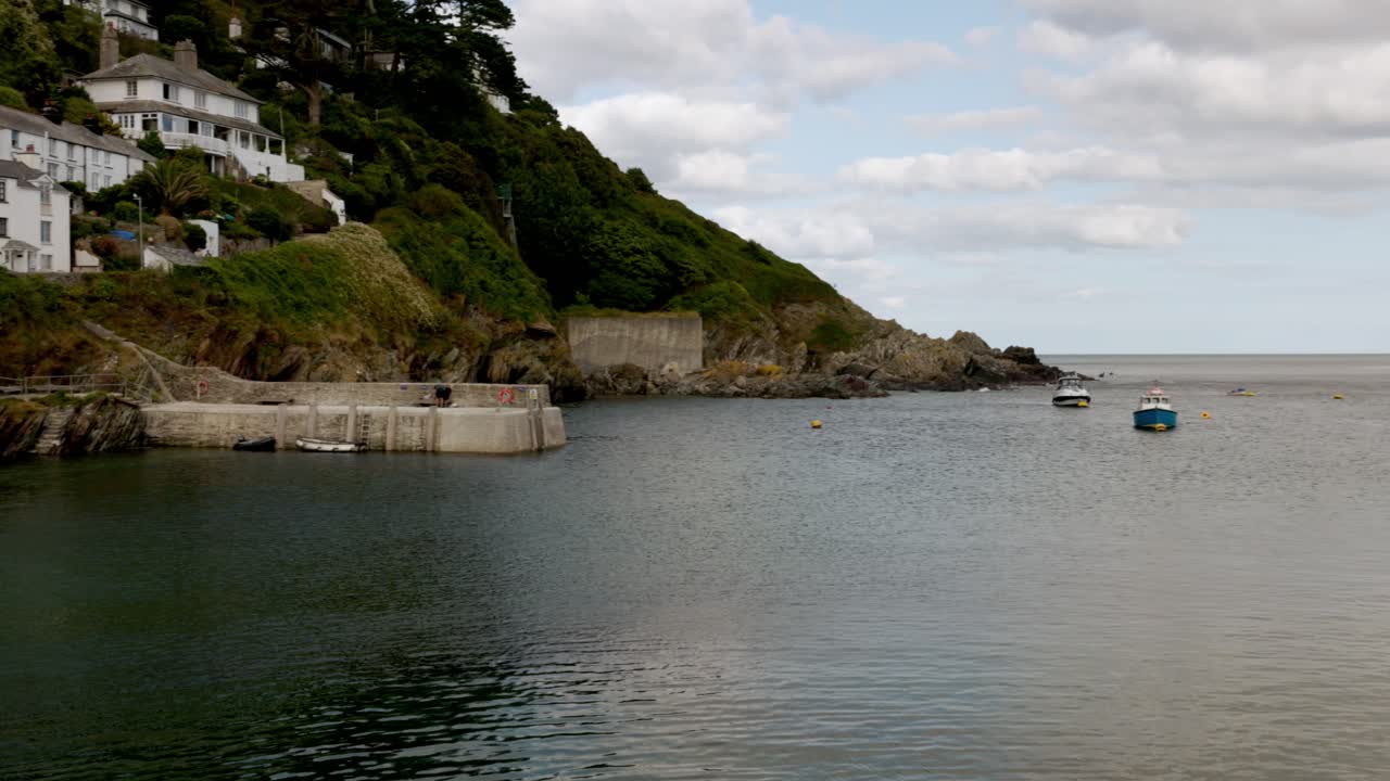 seafront apartments looking out onto the beautiful ocean landscape at Polperro