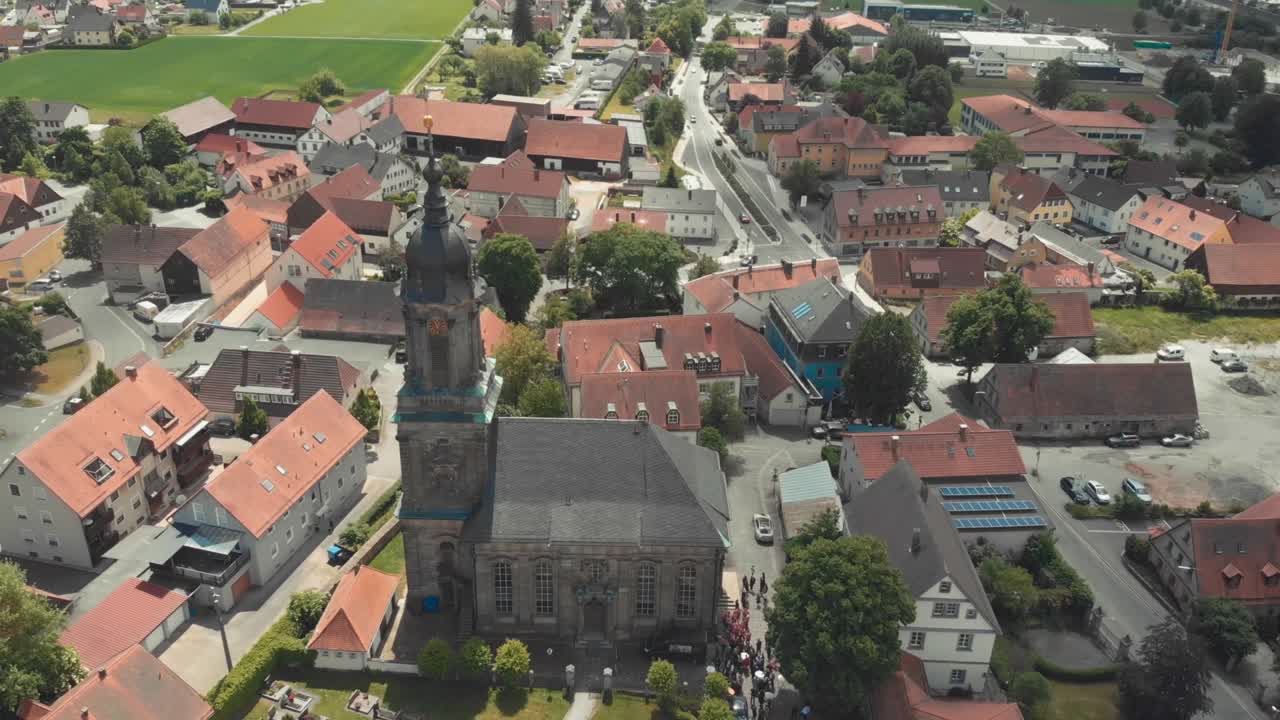 베이로트, 아름다운 성당의 공중 풍경.